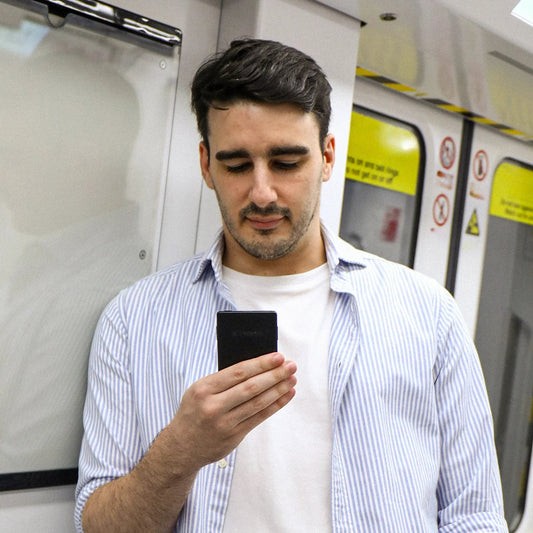 E Ink Phone vs E Reader: Which Should You Choose?